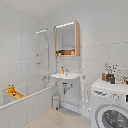 Roomfall Am Kurpark Mit Tg & Wifi & Balkon باد رابينو